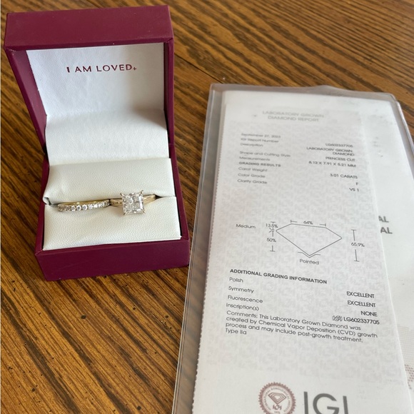 3ct Princess cut Diamond ring and band - Picture 3 of 5